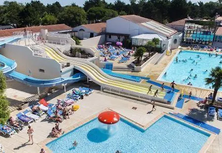 Camping Mh 150 4 Etoiles Bois Dormant 4 Personnes *